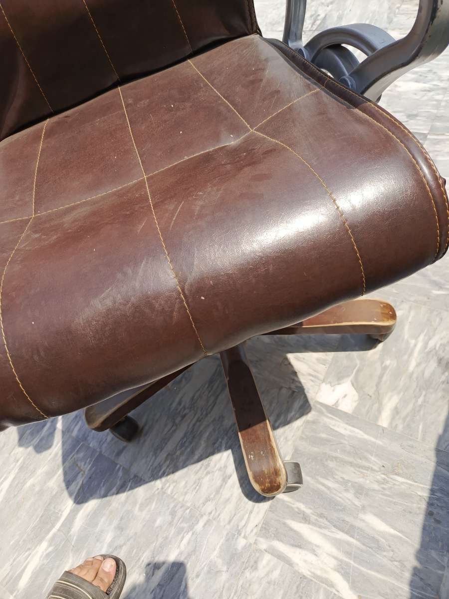 Office chairs for sale